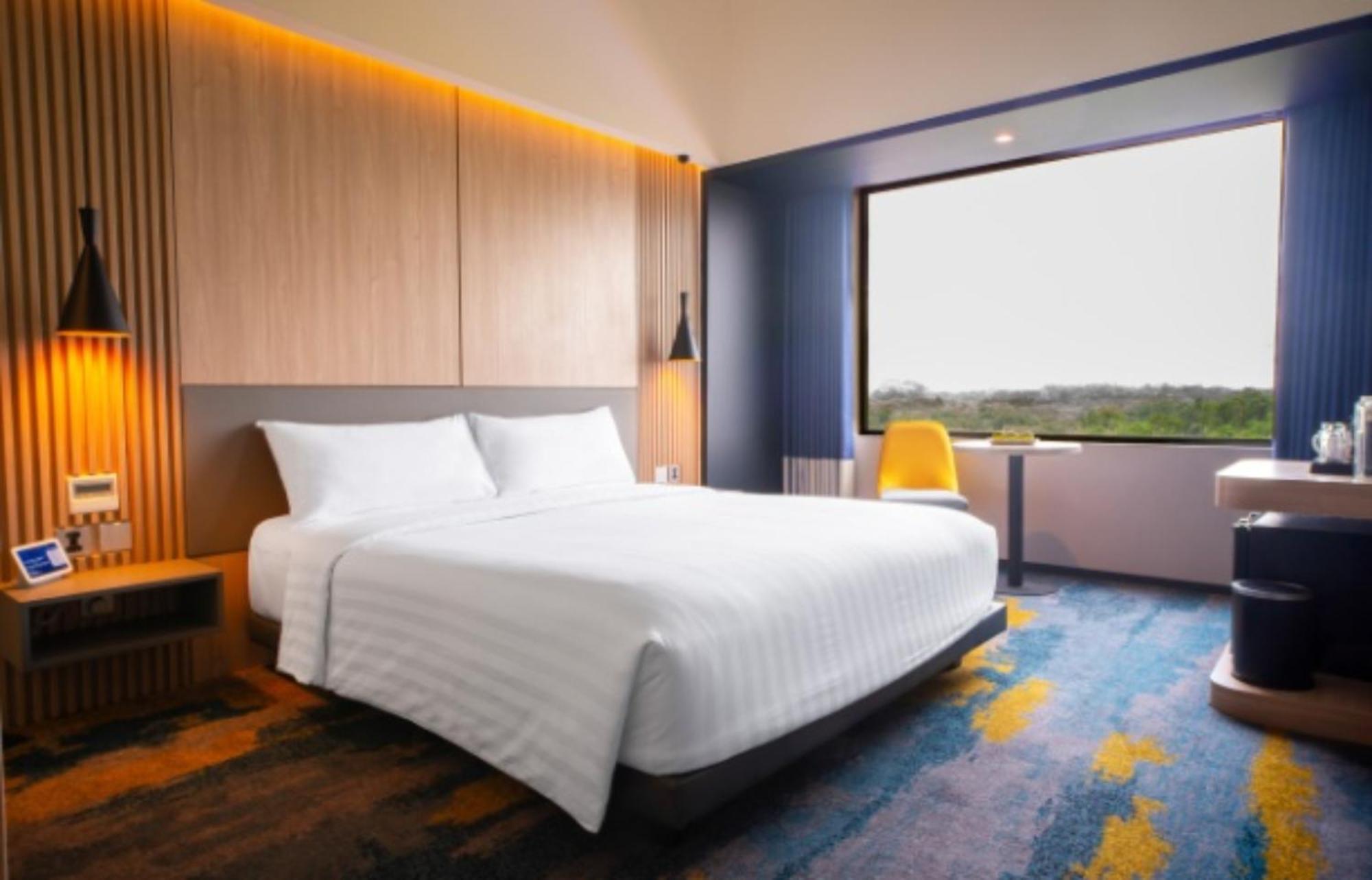 Hotel Aston & Convention Center 4*