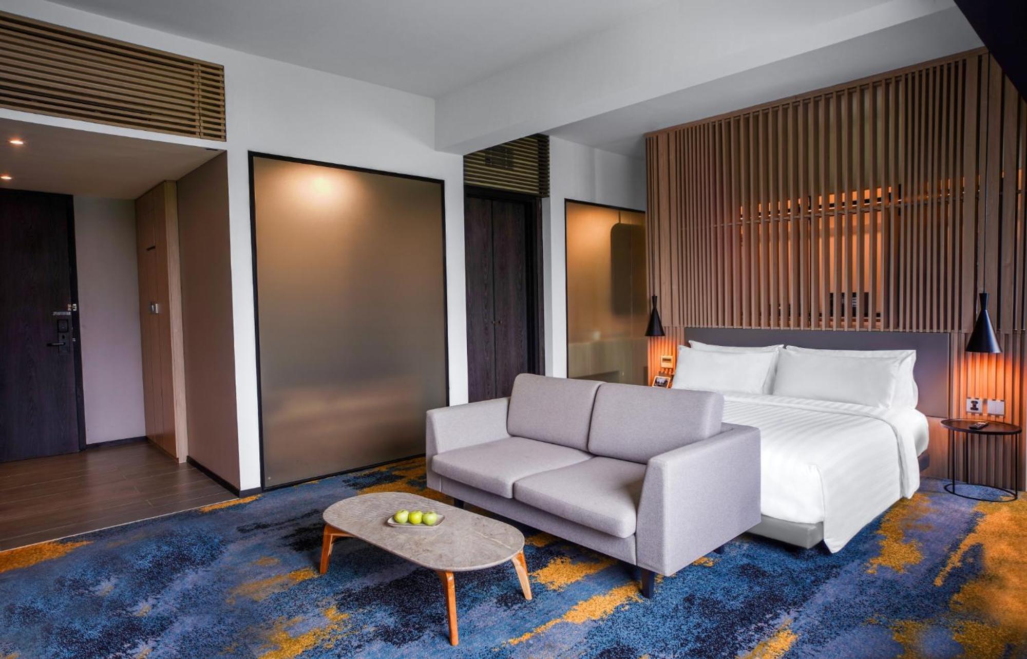Aston & Convention Center Hotel Serang